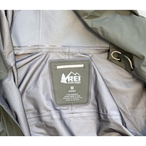 REI Drypoint GTX Gore-Tex rain jacket, women's M, sage green, NWOT - Picture 5 of 11